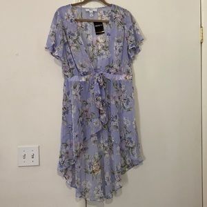 BRAND NEW TIE FRONT TOP